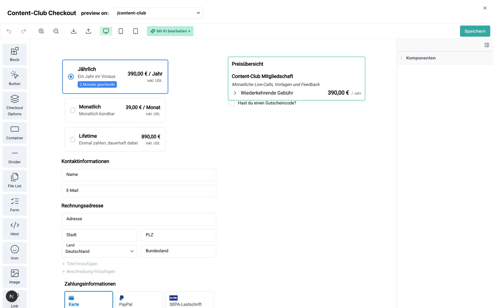 Der Page Builder mit der Checkout-Seite „Content-Club Checkout“. Oben die Auswahl „preview on: /content-club“. In der linken Werkzeugleiste steht als dritter Block „Checkout Options“ mit einem Ebenen-Symbol. In der Seite darüber liegen drei Auswahlkarten: „Jährlich, Ein Jahr im Voraus, 2 Monate geschenkt, 390,00 € / Jahr inkl. USt.“ ist ausgewählt, darunter „Monatlich, 39,00 € / Monat“ und „Lifetime, 890,00 €“. Rechts die Preisübersicht mit „Wiederkehrende Gebühr 390,00 € / Jahr“.